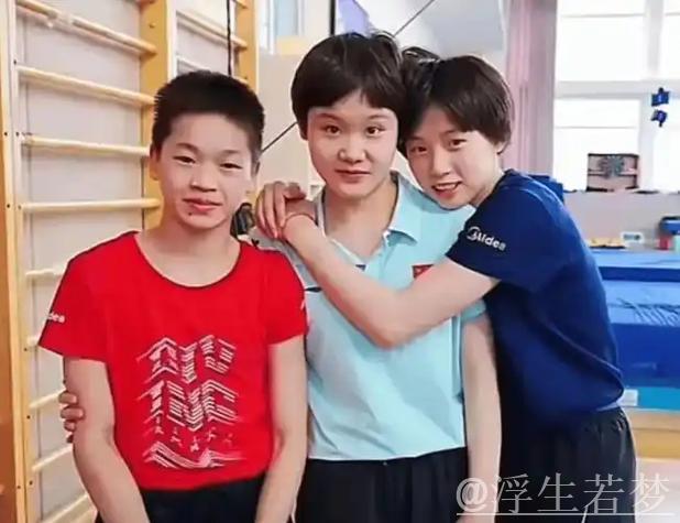 奥运被替代，和全红婵不和？张家齐直播带货，谁注意全红婵举动