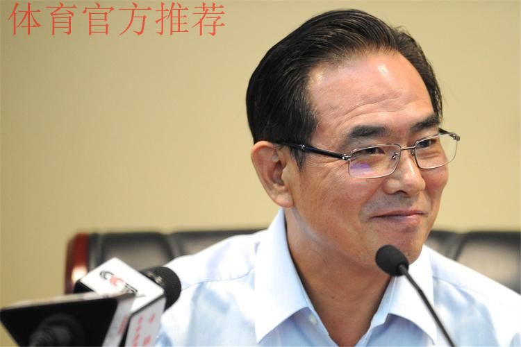 中国足协主席蔡振华出席第65届国际足联代表大会 与国际足联签订合作协议 中国足协主席蔡振华出席第65届国际足联代表大会 与国际足联签订合作协议